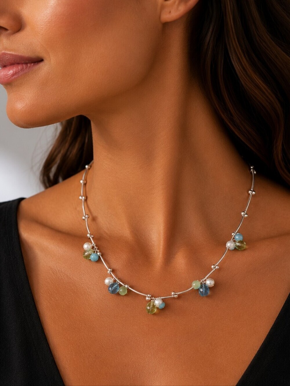 3/$30 VTG KR Beaded Cluster Bauble Collar Necklace